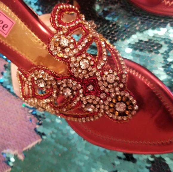 Girls Indian Slippers - Picture 3 of 4